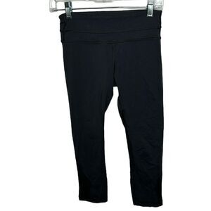 Lululemon Capri Sports Leggings. Size 4.